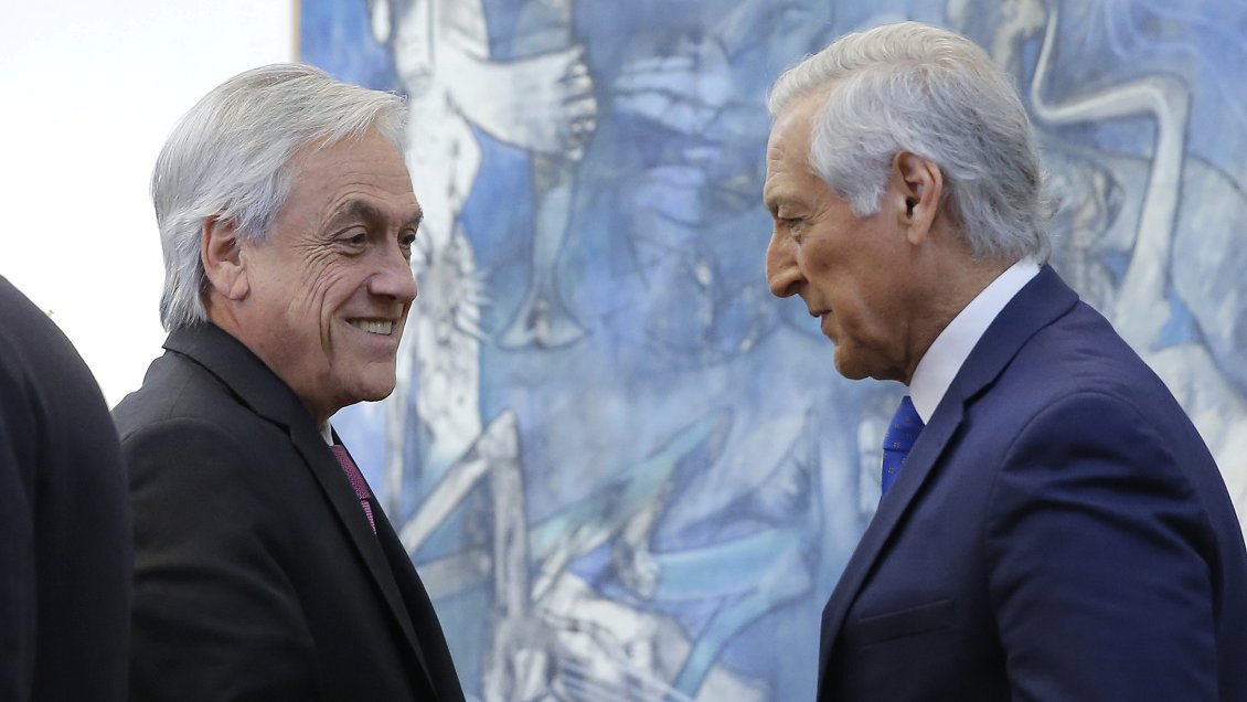 Heraldo Muñoz pide a Piñera que eleve impuestos a las termoeléctricas