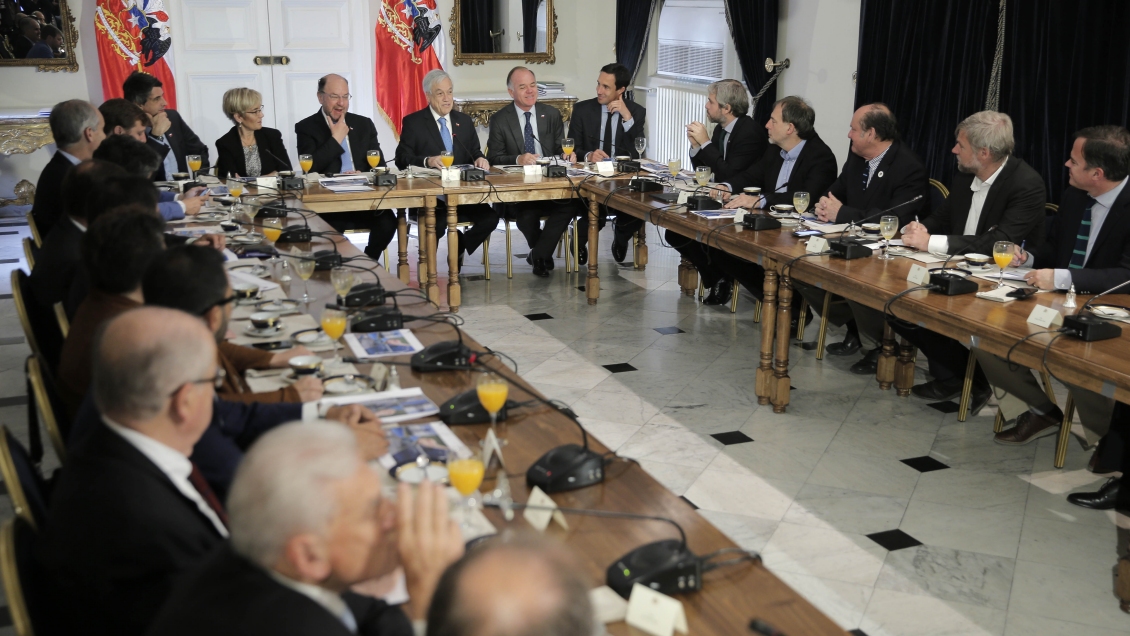 Piñera presentó mesa transversal para enfrentar la sequía
