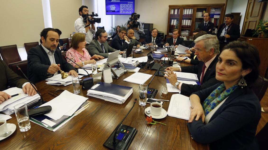 Comisión de Hacienda despachó a la Sala la reforma de pensiones