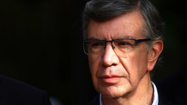 Lavín respondió a vecinos que se oponen a estación de Metro en el Parque Araucano: 