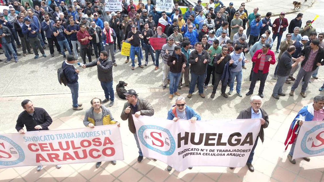 Sindicato de Celulosa Arauco suspendió huelga para retomar negociaciones