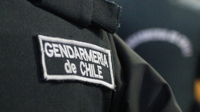 Un gendarme detenido por circular en auto robado y con patentes adulteradas
