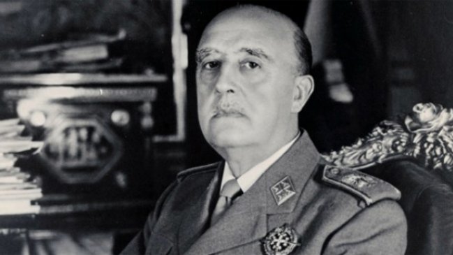 Gobierno fijó plazo para exhumación de los restos del dictador Franco