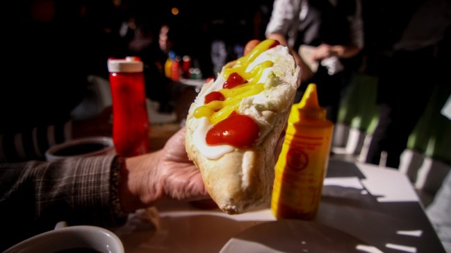 Minsal evalúa elevar impuestos a la comida 