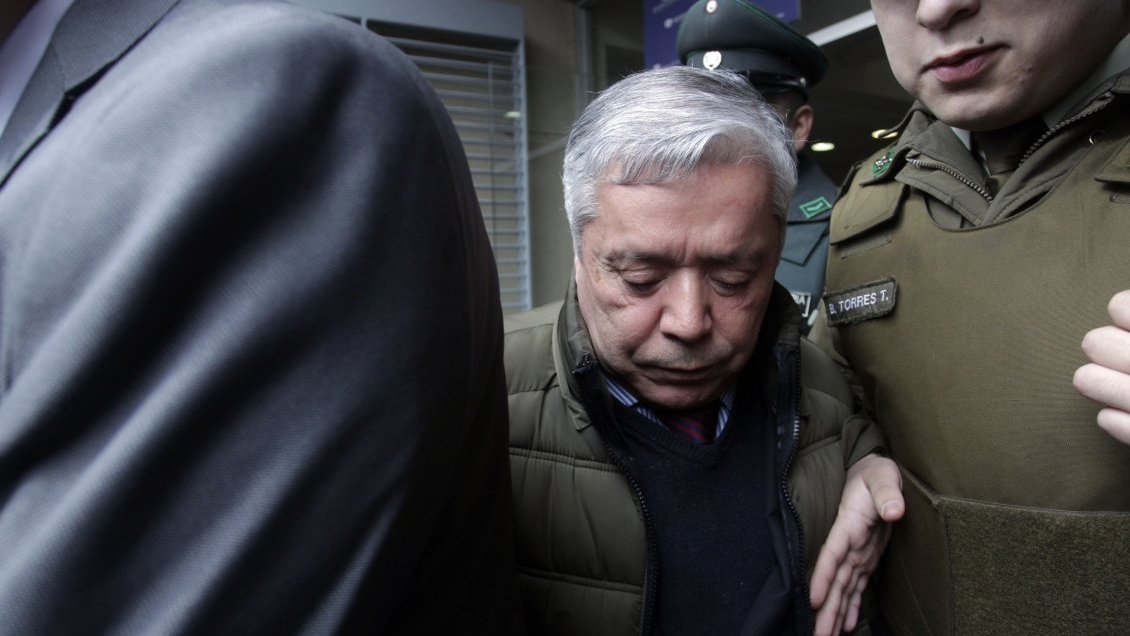 Juez Elgueta recurrió al Tribunal Constitucional para evitar su expulsión del Poder Judicial