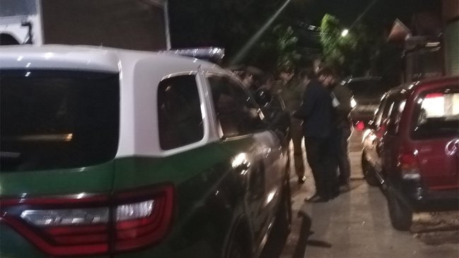 Una niña de 11 años y su padre fueron baleados en su casa en Recoleta