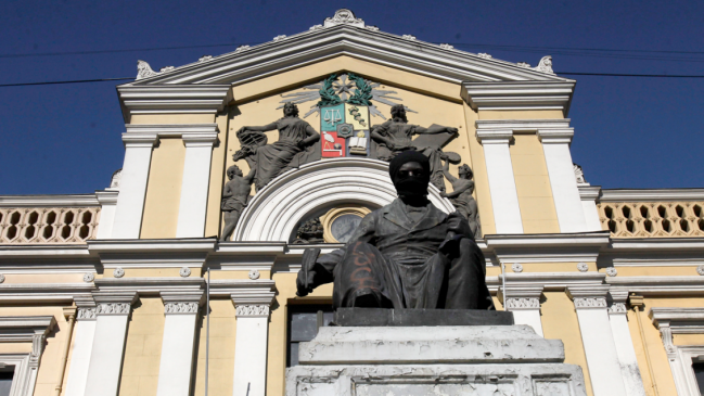 Rector Vivaldi sobre estudiante agredida: 