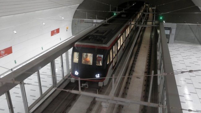 Las tres propuestas de Las Condes para sacar el Metro del interior del Parque Araucano