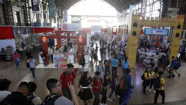 Iquique: Estación del Libro 2019 abrió convocatoria para escritores