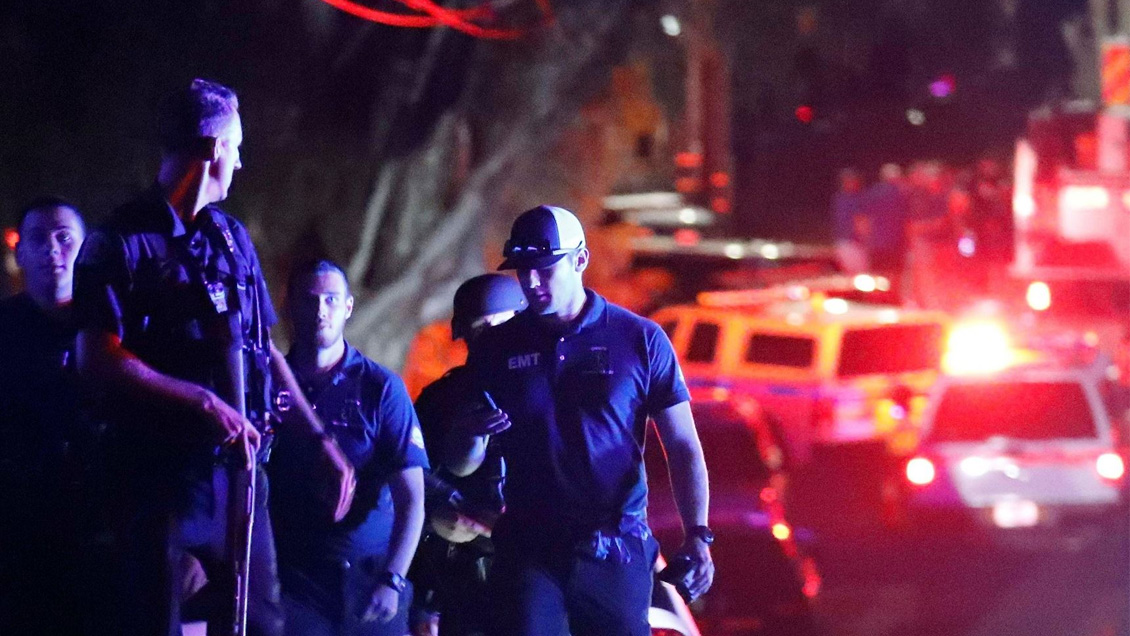 California: Sujeto llegó a la comisaría con un cadáver y confesó asesinato cuádruple