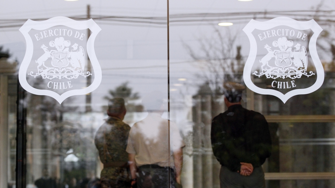 Fraude en el Ejército: Ministra Rutherford acusó a cuatro funcionarios