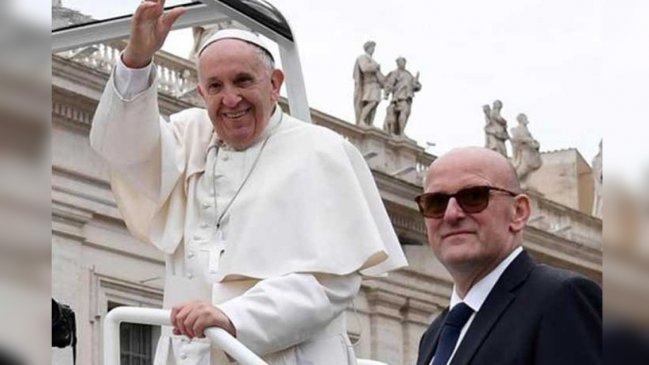 Escándalo de corrupción en el Vaticano: el jefe de seguridad del papa dimitió tras filtración