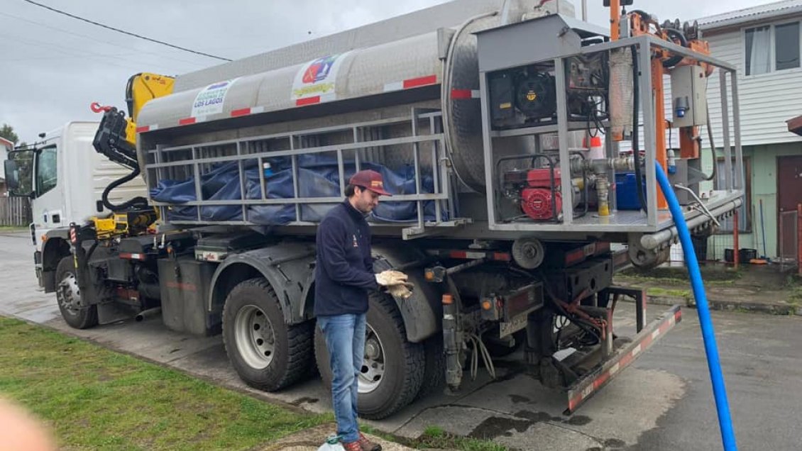 Se restablece el servicio de agua en Quemchi solo para actividades domiciliarias