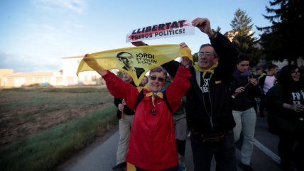   Independentistas catalanes continúan ofensiva tras condenas a líderes 