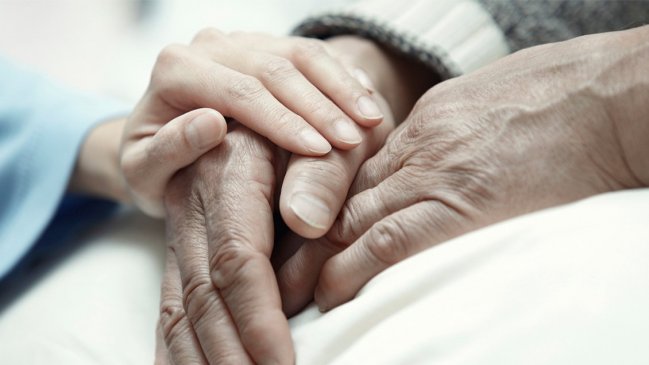 ¿Retiro anticipado de pensiones? Chile tiene unos 37 mil enfermos terminales