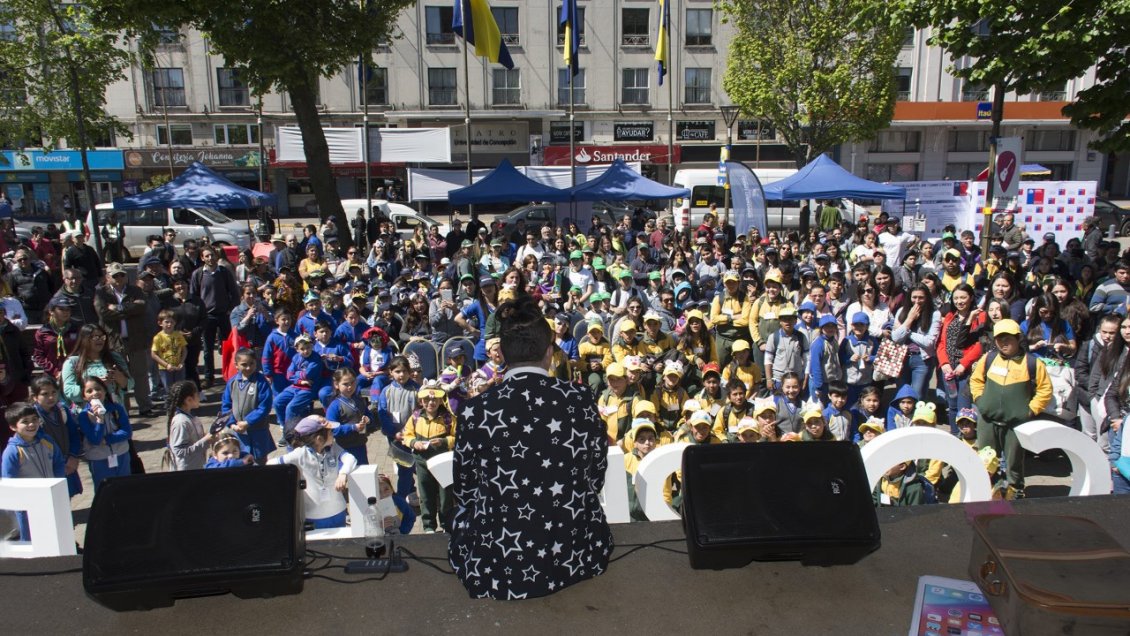Cientos de niños del Biobío participaron de fiesta por la acción climática