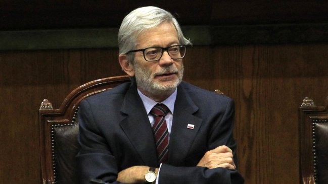 Ossandón: Los dichos del ministro de Economía fueron la gota que rebalsó el vaso