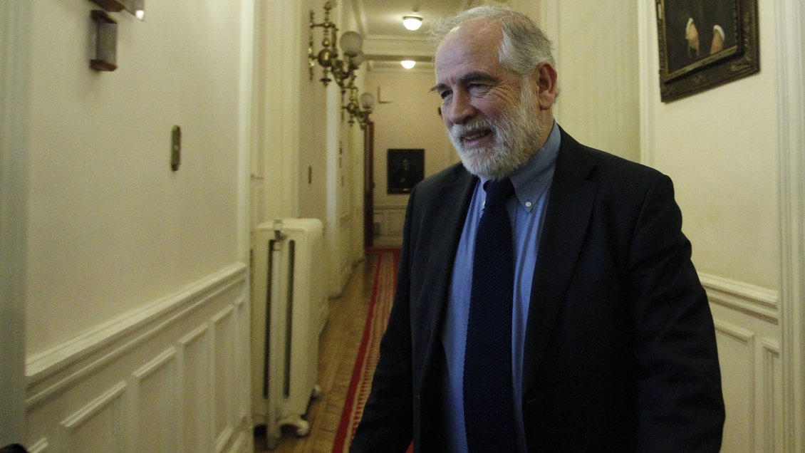 Oposición pide retirar reformas tributaria y de pensiones