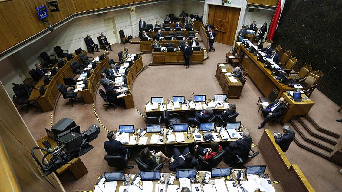 Congreso aprobó suspender el alza de la tarifa del Metro