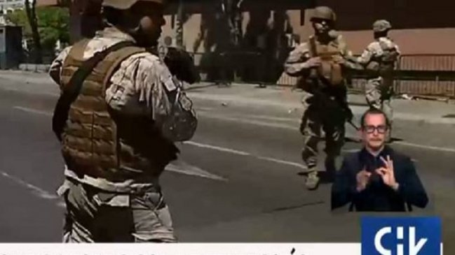 Intérprete de lengua de señas se viralizó tras abandonar transmisión en vivo