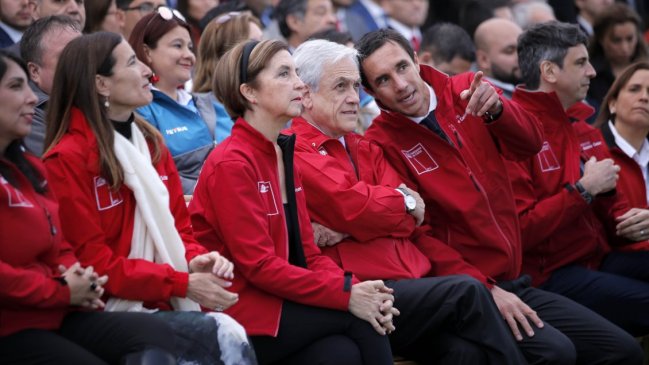 Cadem: Aprobación de Piñera y su gabinete llegan a su nivel más bajo