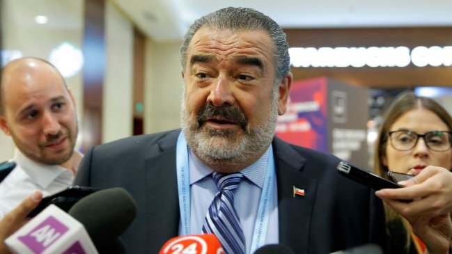 Andrónico Luksic reacciona a la crisis: Sueldo mínimo de 500 mil pesos en sus empresas