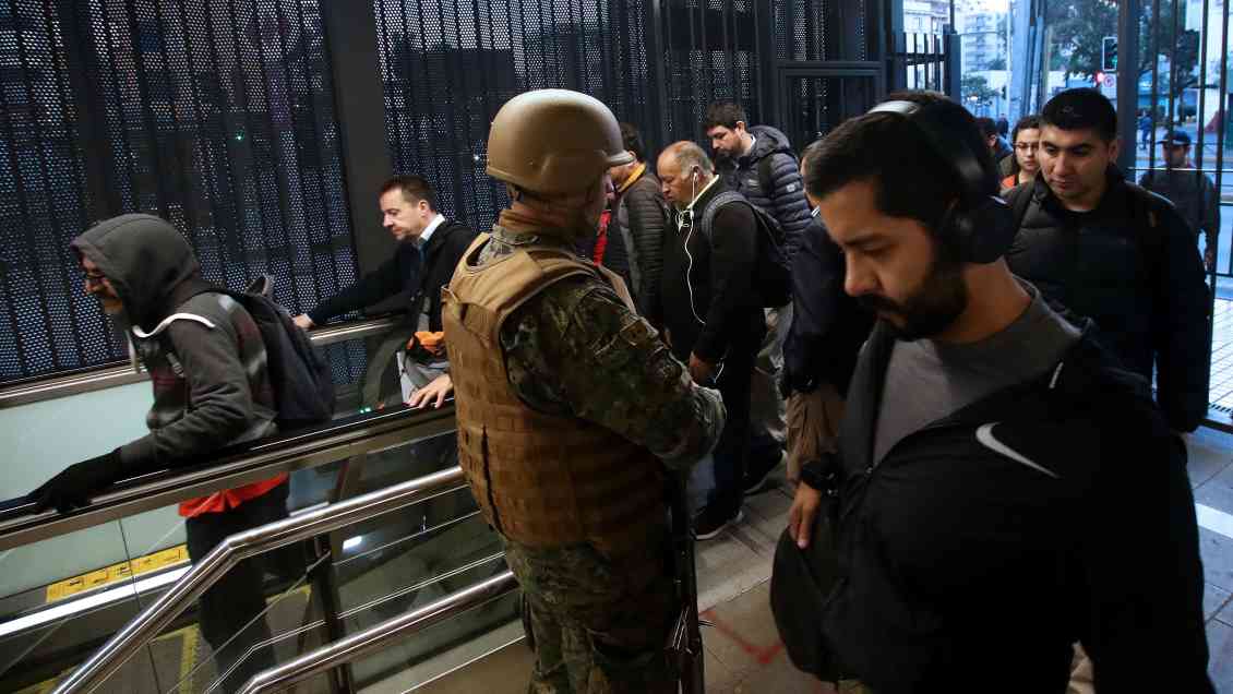 Usuarios manifestaron molestia por operación parcial de las Líneas 3 y 6 de Metro