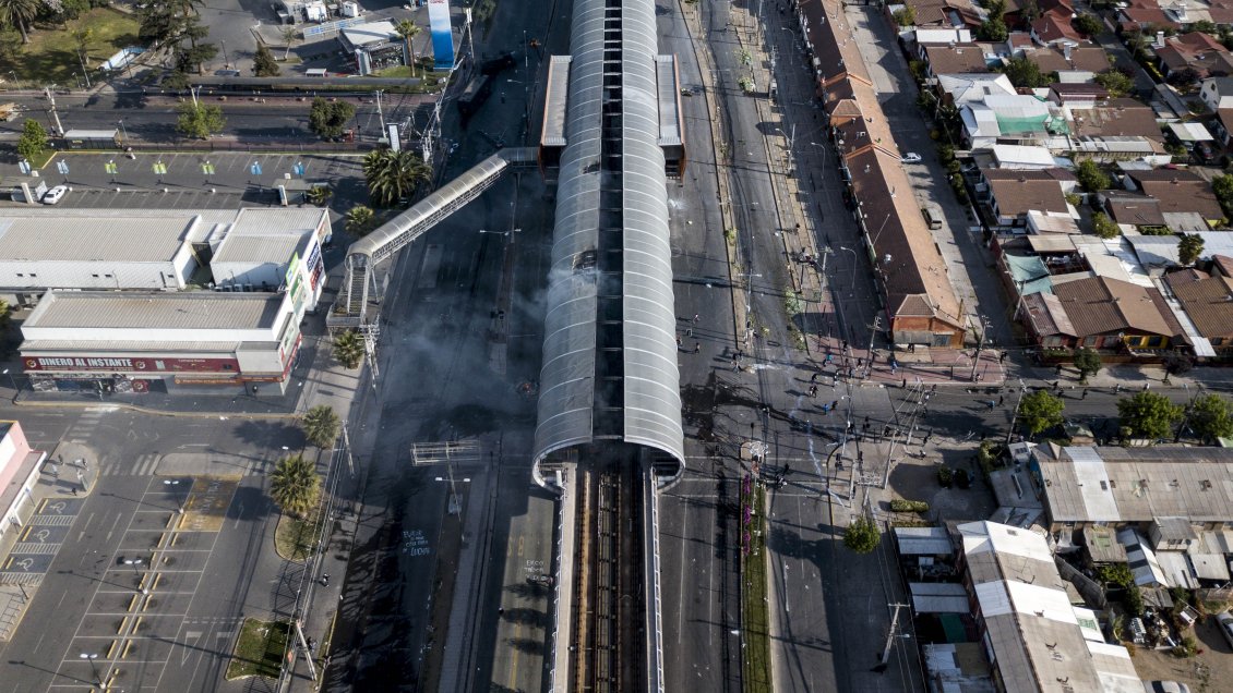 Metro explica por qué trenes y estaciones no están cubiertos por seguros