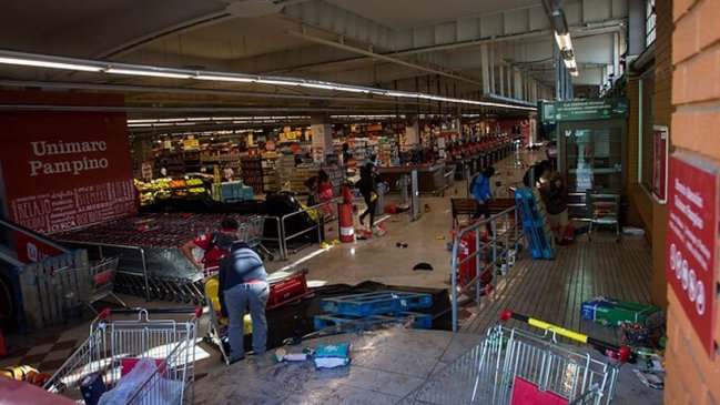 Con arresto domiciliario quedó mujer acusada de saquear supermercados con camión 3/4