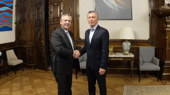 Macri y Fernández dieron comienzo al proceso de transición de mando en Argentina