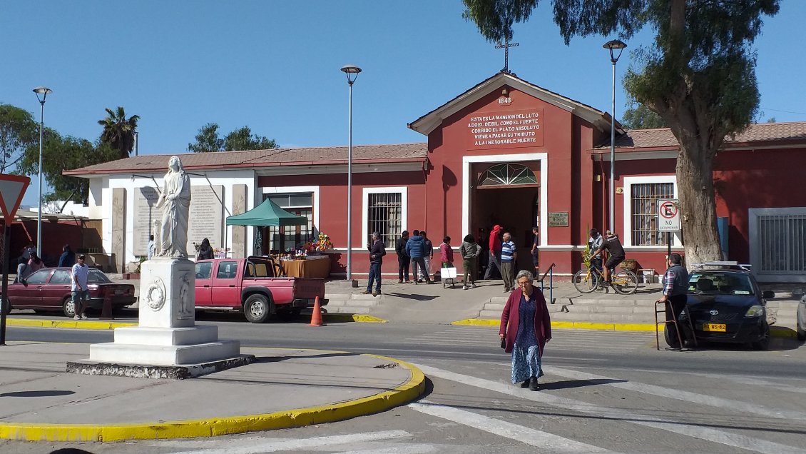 Cementerios de Atacama tendrán presencia policial para 