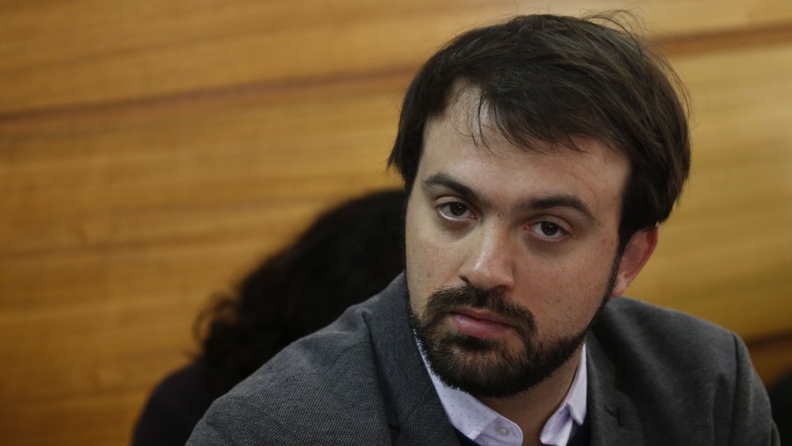 Sharp y destrozos en Valparaíso: El costo tiene que pagarlo el Estado