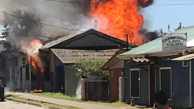 Bomberos investiga posible intencionalidad en incendio de diputado UDI en Cañete