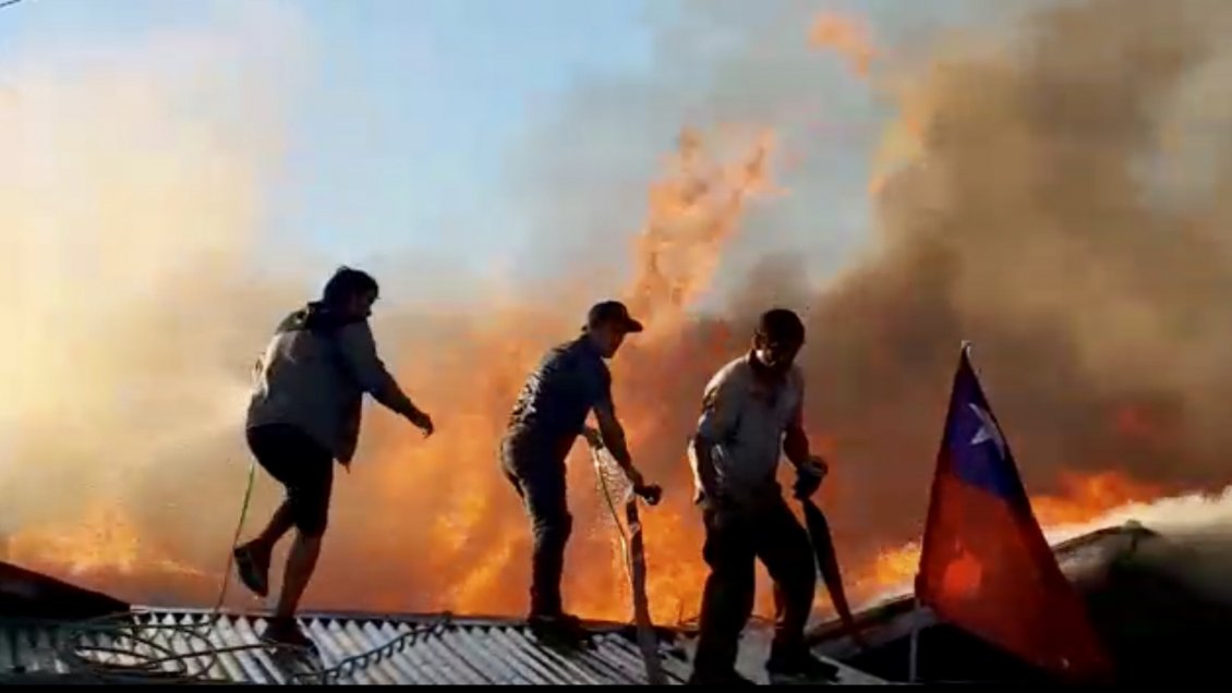 San Fernando: Incendio destruyó siete casas y dejó un herido con graves quemaduras