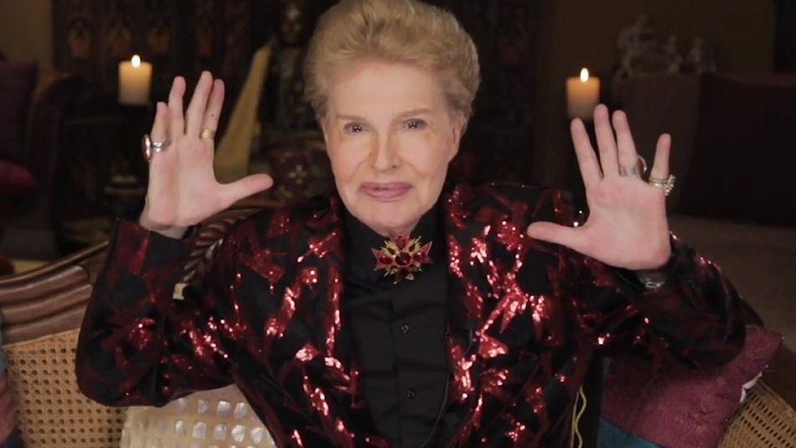 Falleció el astrólogo puertorriqueño Walter Mercado, 