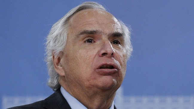 Cuatro de derecha y un PS: Los diputados que analizarán la acusación contra Chadwick