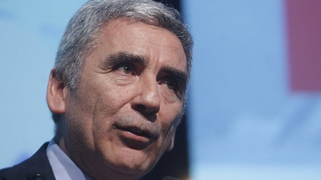 Carlos Peña a sus críticos: 