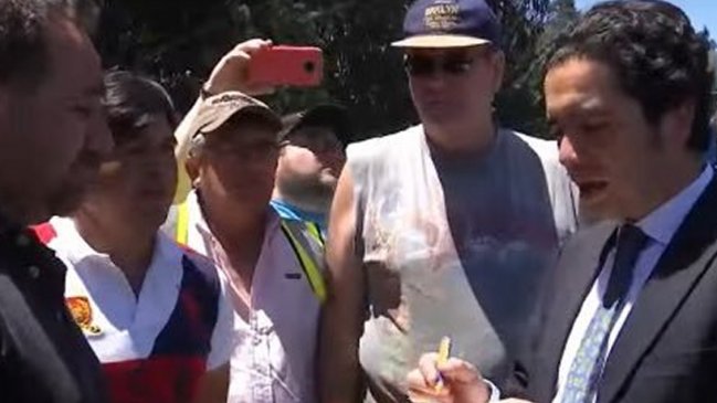 Briones se bajó en la carretera y habló a camioneros: 