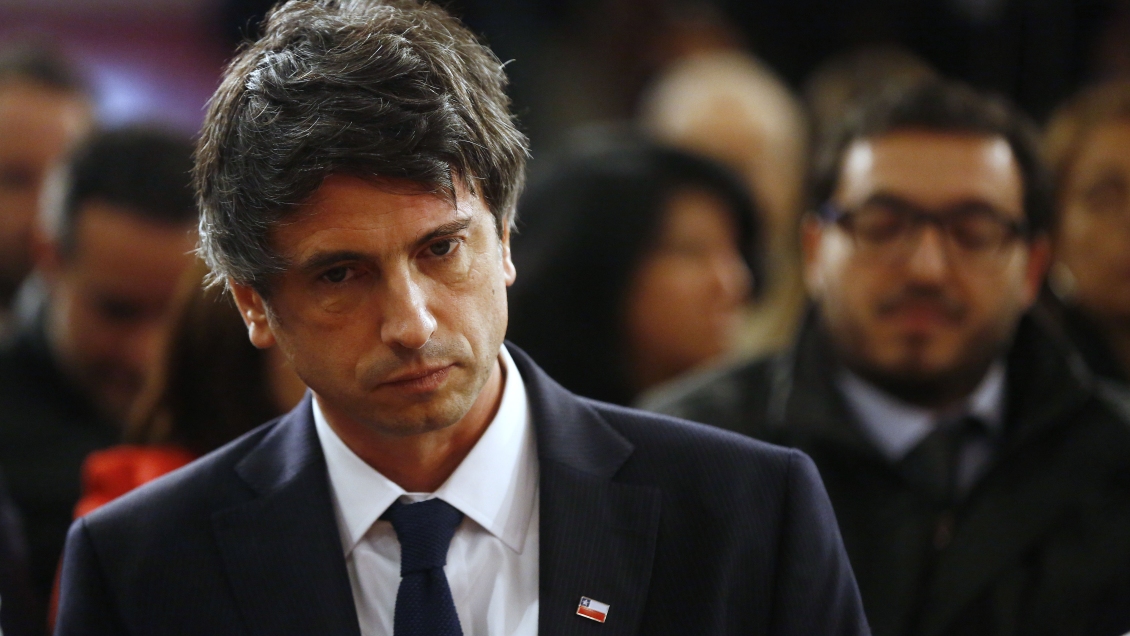 Ministro de Ciencia: No puede haber espacio a la impunidad y cada exceso debe sancionarse