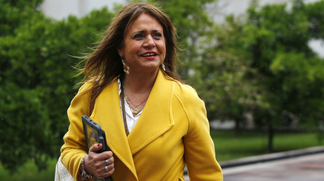 Van Rysselberghe tras ataque a sede: Los fiscales se dedican a perseguir a Carabineros