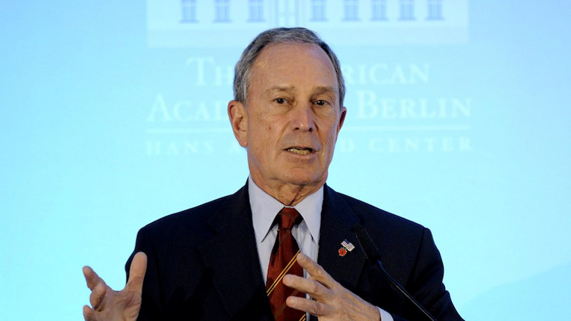 El magnate Michael Bloomberg considera competir contra Trump por la presidencia de EEUU