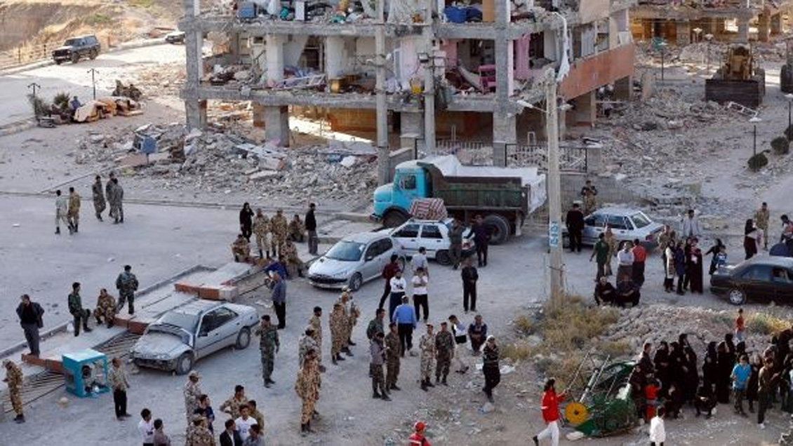 Sismo de magnitud 5,9 en Irán deja cinco muertos y 300 heridos