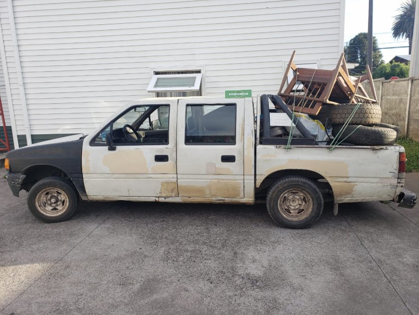 Detuvieron a tres personas acusadas de robo en una casa de Quillón