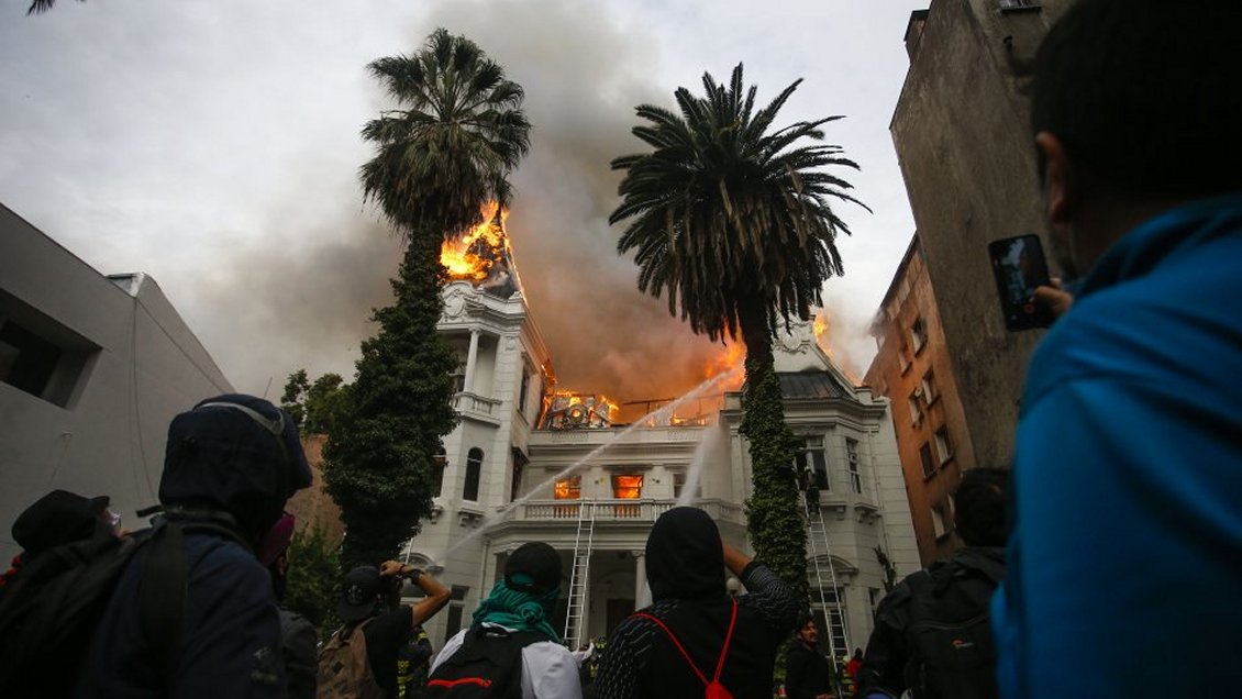 Sospechoso de iniciar incendio en la casa Schneider quedó en prisión preventiva