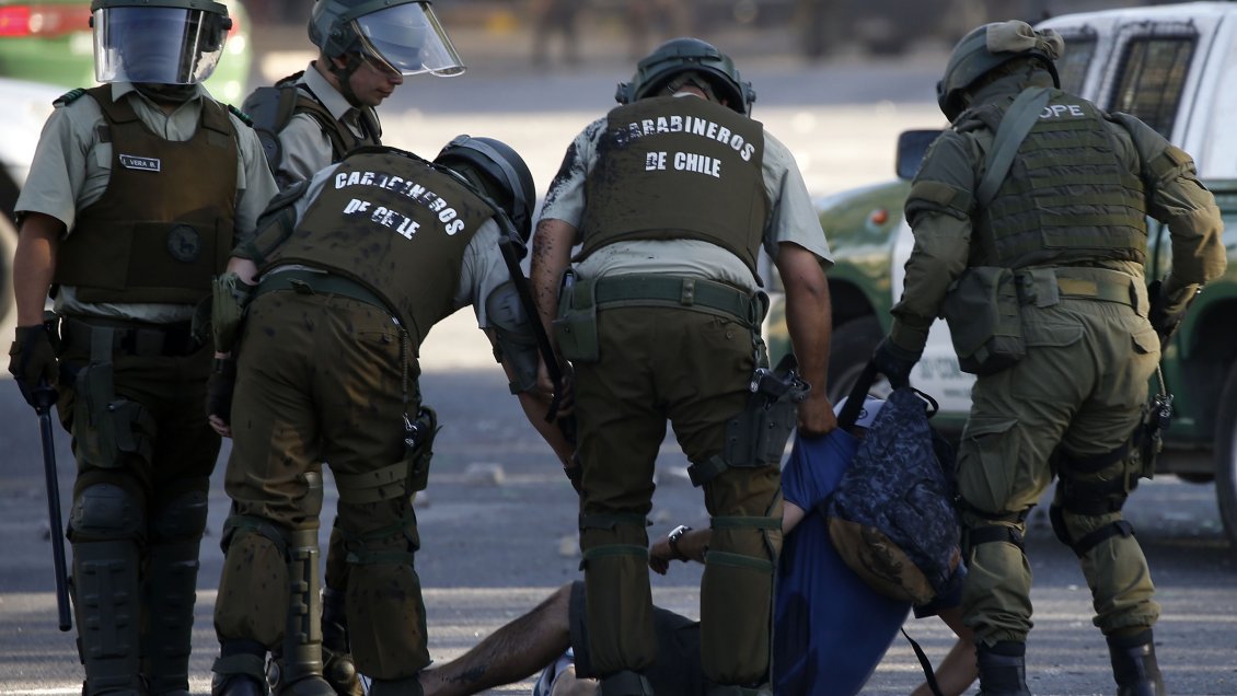 PS pidió la renuncia del general director de Carabineros por los múltiples daños oculares