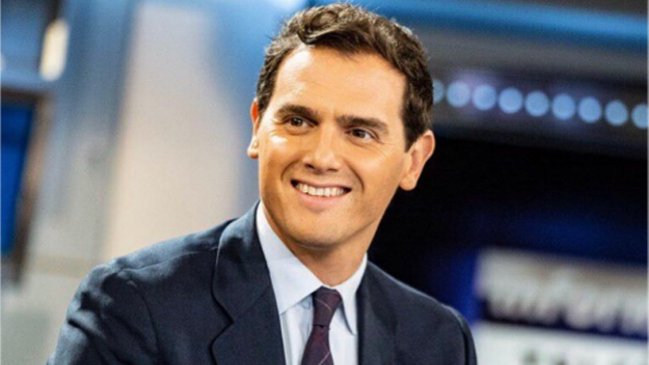 El líder de Ciudadanos dimite tras la debacle electoral en España