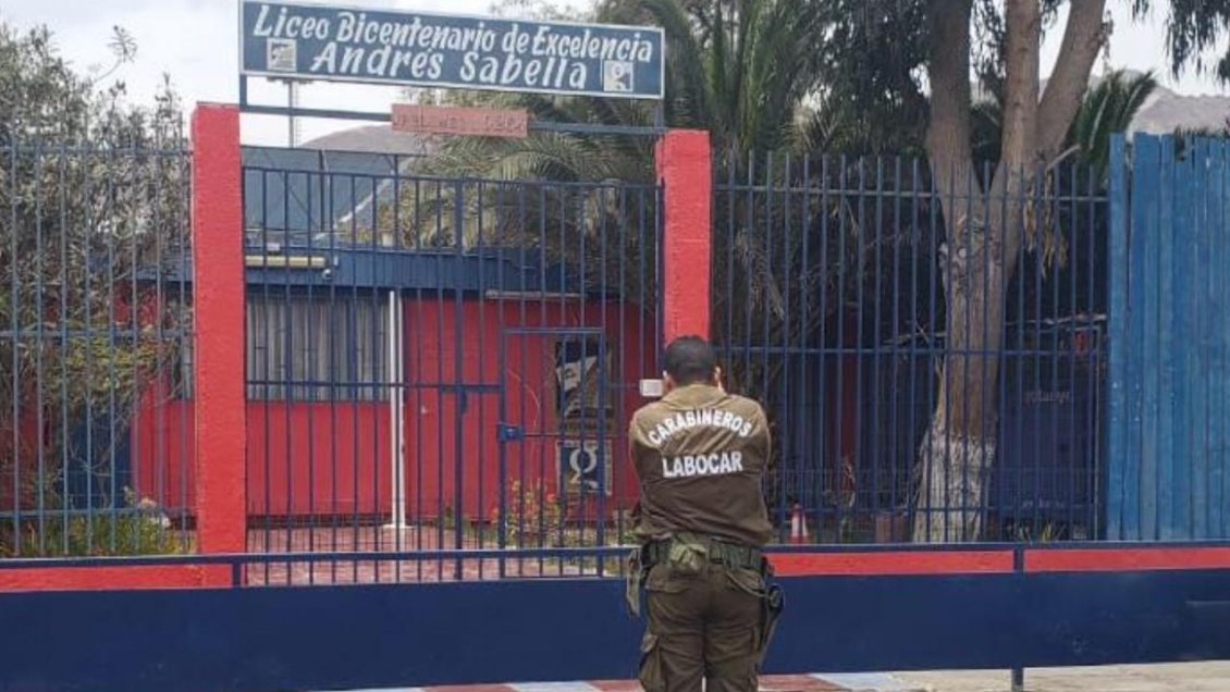 Investigan robo al Liceo Andrés Sabella de Antofagasta
