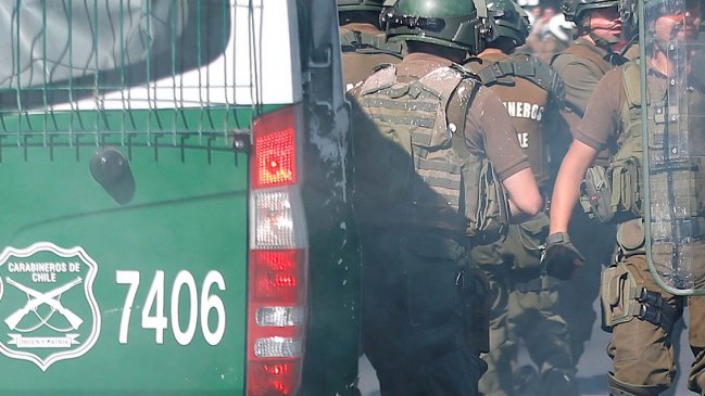 Prisión preventiva para sujeto acusado de lanzar líquido combustible a Carabineros