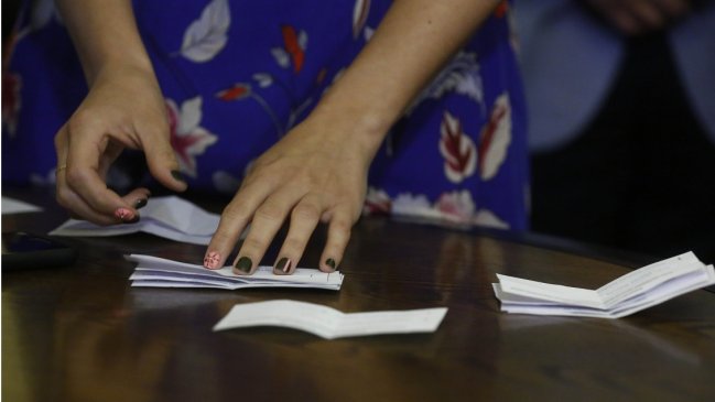 Consulta: Alcaldes aprobaron preguntar sobre el mecanismo para una nueva Constitución