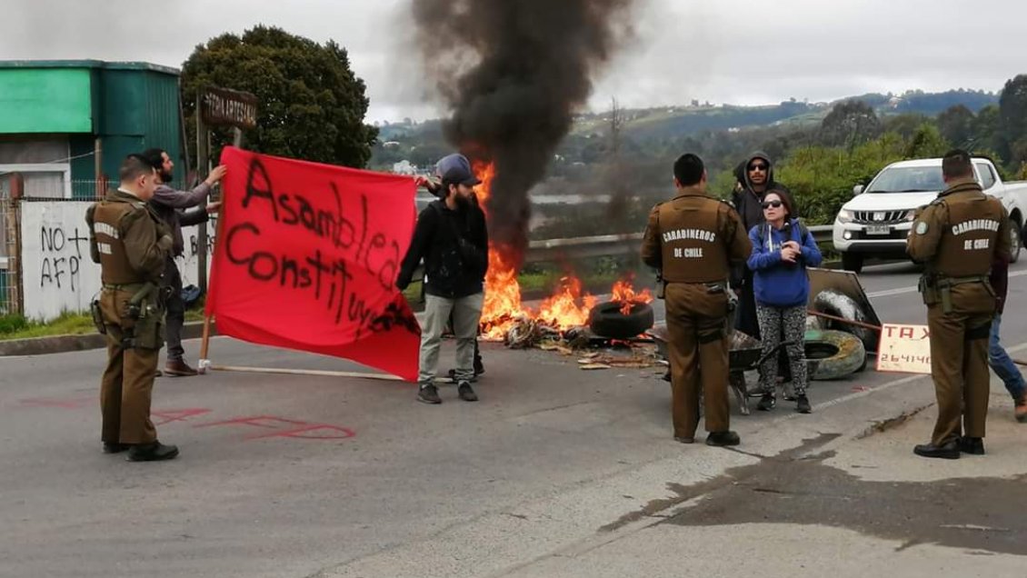 Dos adolescentes fueron detenidos en Castro por desórdenes públicos